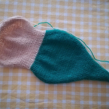 Toy knitting pattern, Knitting The Little Mermaid doll
