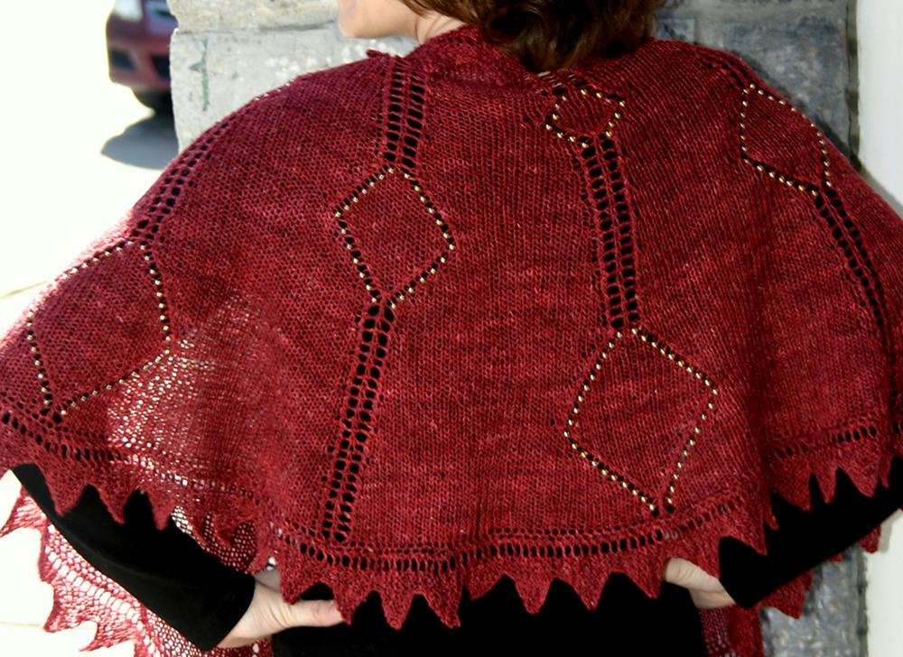 Diamond sunburst shawl