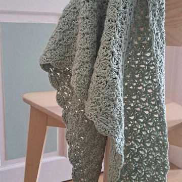 Marguerite shawl