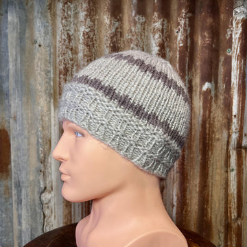 Coffee Shop Cap -- a loom knit pattern
