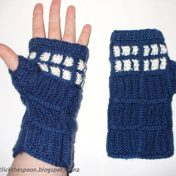 T.A.R.D.I.S. – Inspired Fingerless Gloves (Doctor Who)