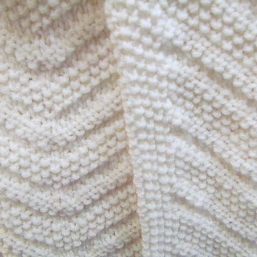 Upsy-Daisy Reversible Baby Blanket