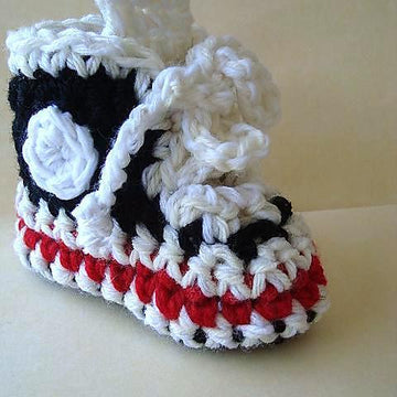 542, BLACK AND RED HIGH TOP SNEAKER BOOTIES