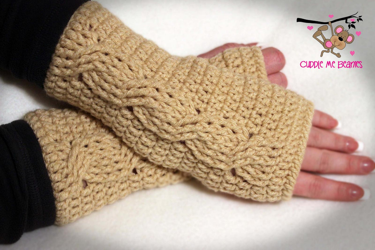 Cable Fingerless Gloves