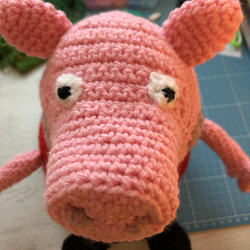 Little Pig amigurumi doll