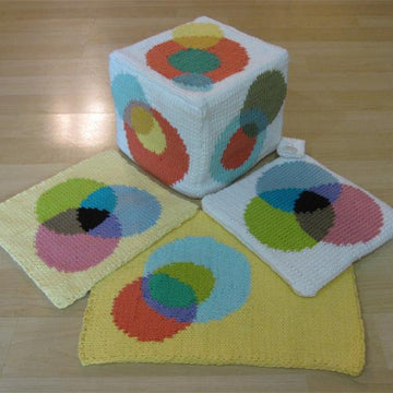 KGeometry: Cube Tea Cozy with Circles