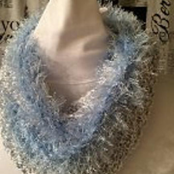 Eyelash Cowl