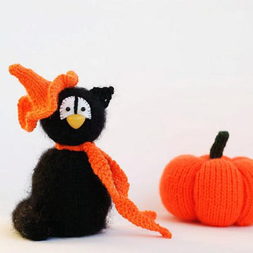 Halloween knitting patterns Sale : Black Cat in the orange Hat, Young Witch and Pumpkin - (knitted round)
