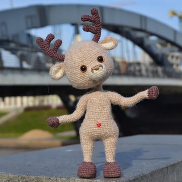 Little Reindeer Crochet Pattern, amigurumi toy PDF