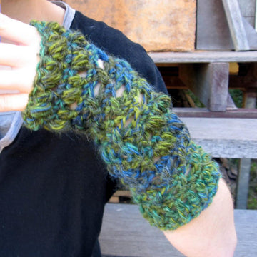 Cosy & Comfy Hat and Fingerless mittens