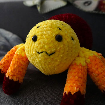 Häkelanleitung für die Amigurumi Kuschelspinne
