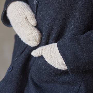 Brisé Hat & Mittens in Berroco Pirouette - Downloadable PDF