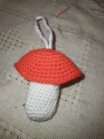 Mushroom Lipice Holder