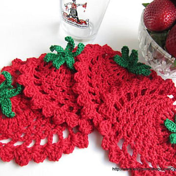 Crochet Strawberry Coaster