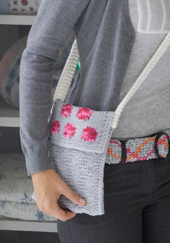 Knit Teen Bag in Red Heart Super Saver Economy Solids - KTV2023K
