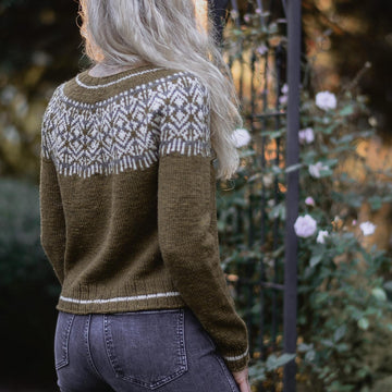 Holinn Sweater