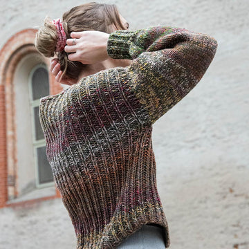 Along sweater