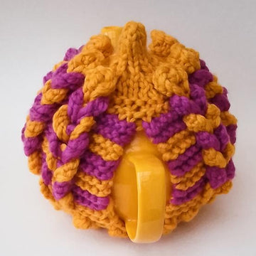 Chain Reaction Tea Cosy