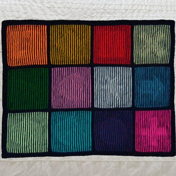 Illusion Shapes Blanket