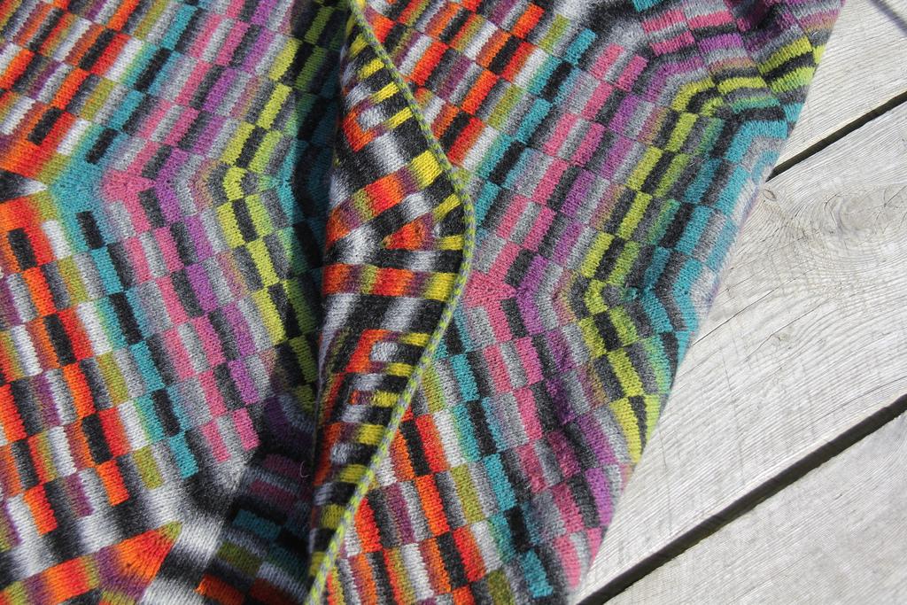 Sunburst DK Blanket