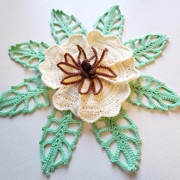 3D flower and openwork leaf pattern