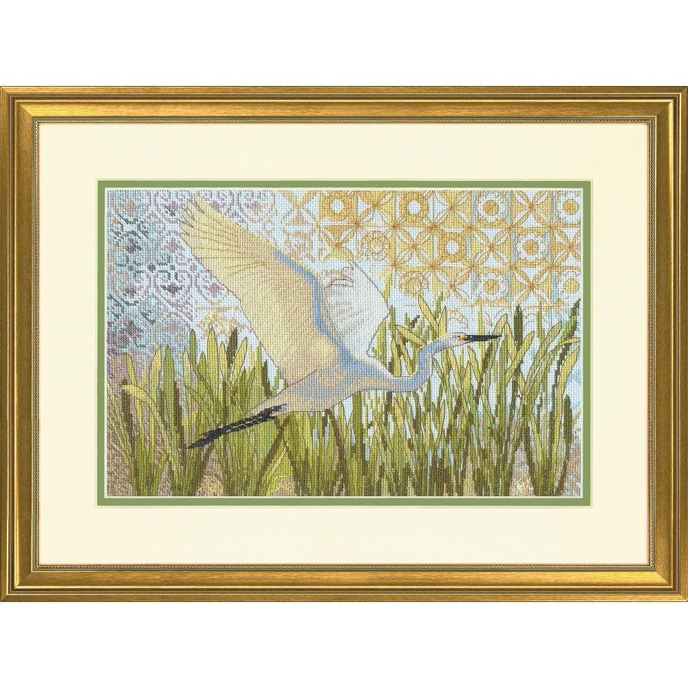 Dimensions Counted Cross Stitch Kit: Egret In Flight - 35.5 x 22.8 cm