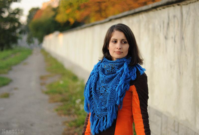 Felicia crochet shawl with fringe