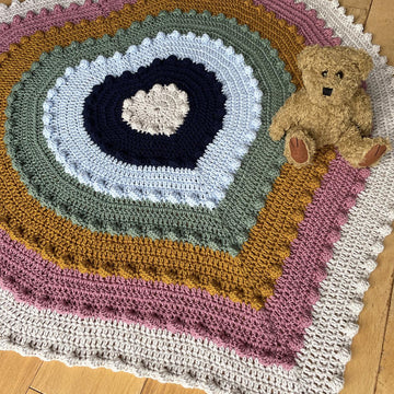 Atria Heart Bobble blanket