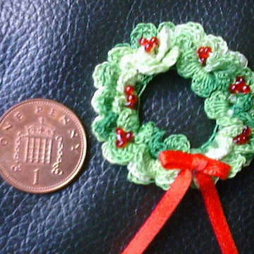 1:12th scale Christmas Wreath set