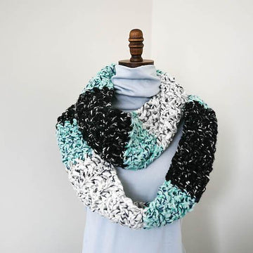 La Gordita Chunky Infinity Scarf