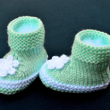 Two Colors Simple Baby Booties