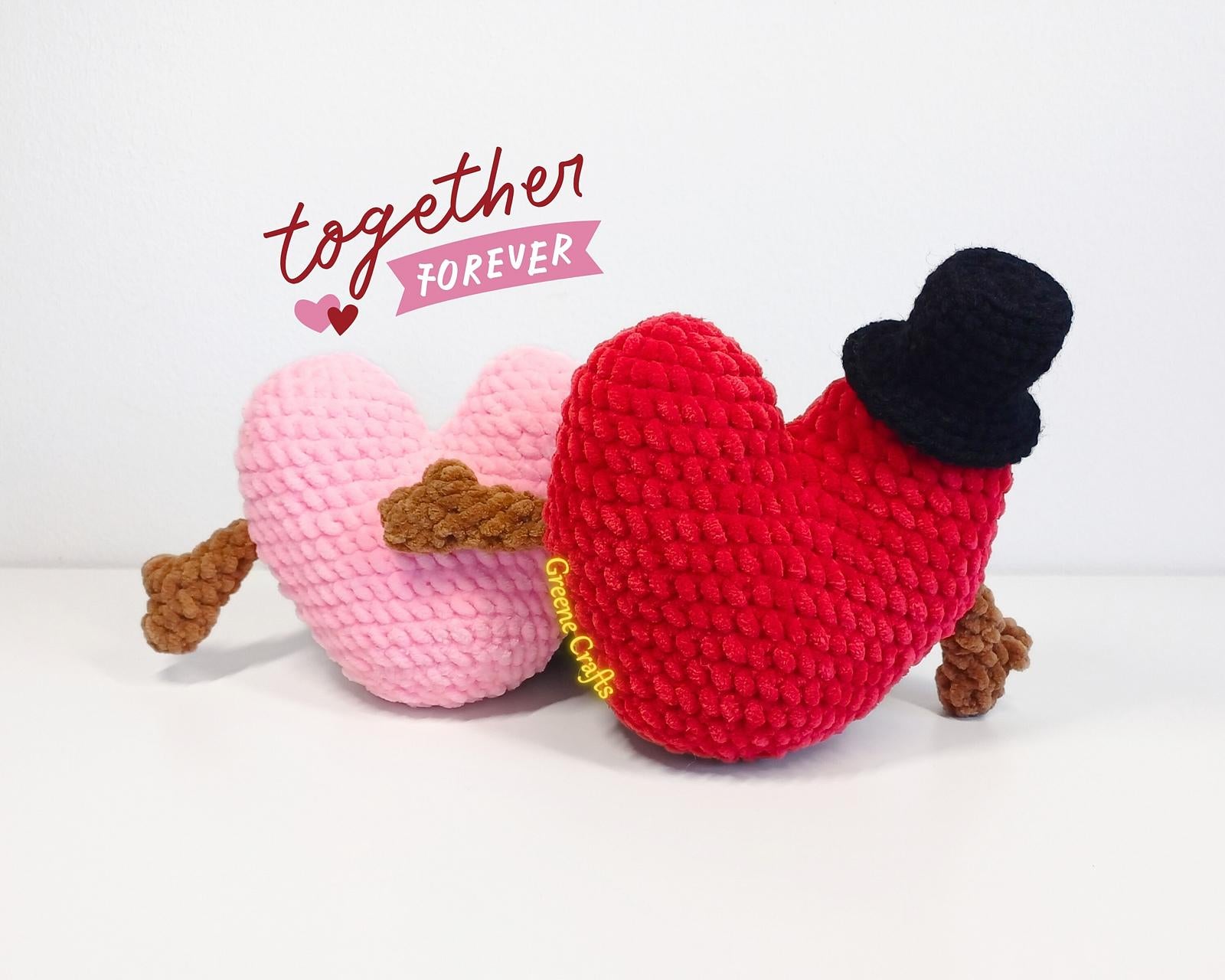 Heart Plush Pair for Valentine’s Day – No Sew Crochet Pattern