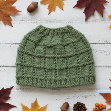 Knitting pattern ladies messy bun hat #500