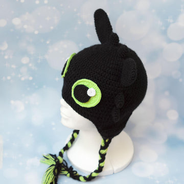 Toothless hat