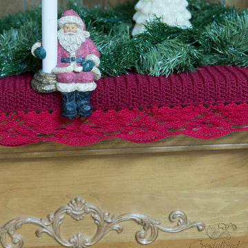 Merry Mantel Scarf