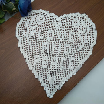 LOVE AND PEACE Filet Doily