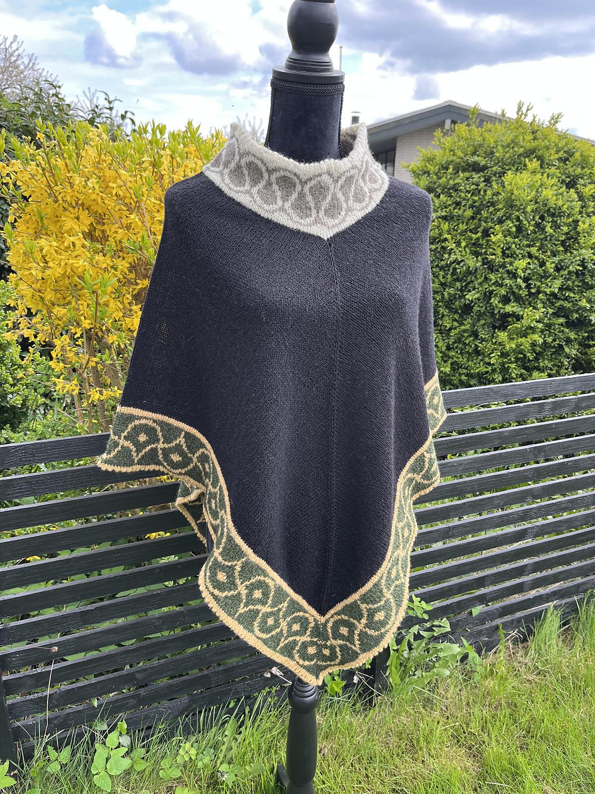 Dalby Parish Poncho