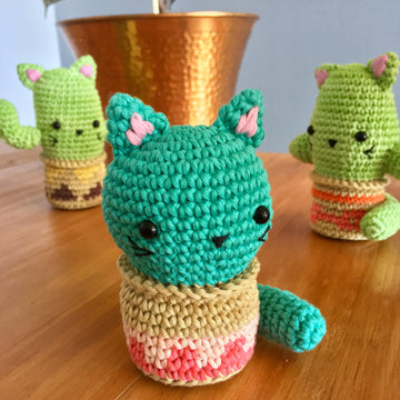 Cat-tus. Amigurumi cactus shaped as a kitty cat