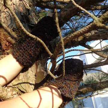 Victoria Regina Gauntlets