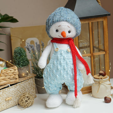 Crochet and Knitting pattern Outfit Ice Baby