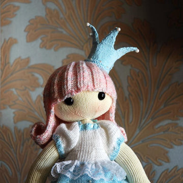 Shy Princess. The Doll.