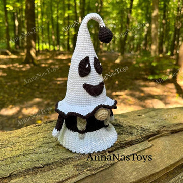 Gnome ghost (girl)