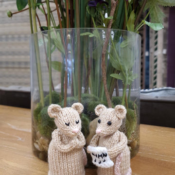 Church Mouse Shelf Sitter