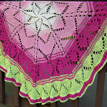 Mary, Mary ... quite contrary blanket/shawl