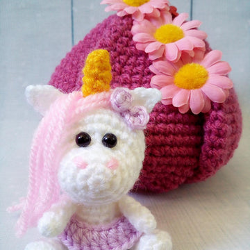 227 Little Unicorn with a Flower House