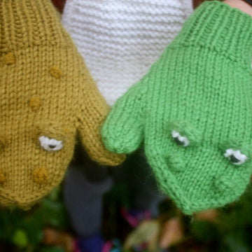 Frog and Toad Mittens