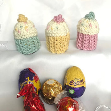 DK Knitting Pattern Mini Sweet Cupcake Easter chocolate egg cover