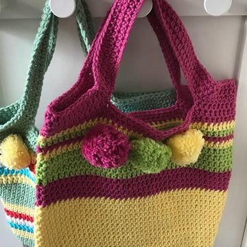Crochet Pom Pom Bag