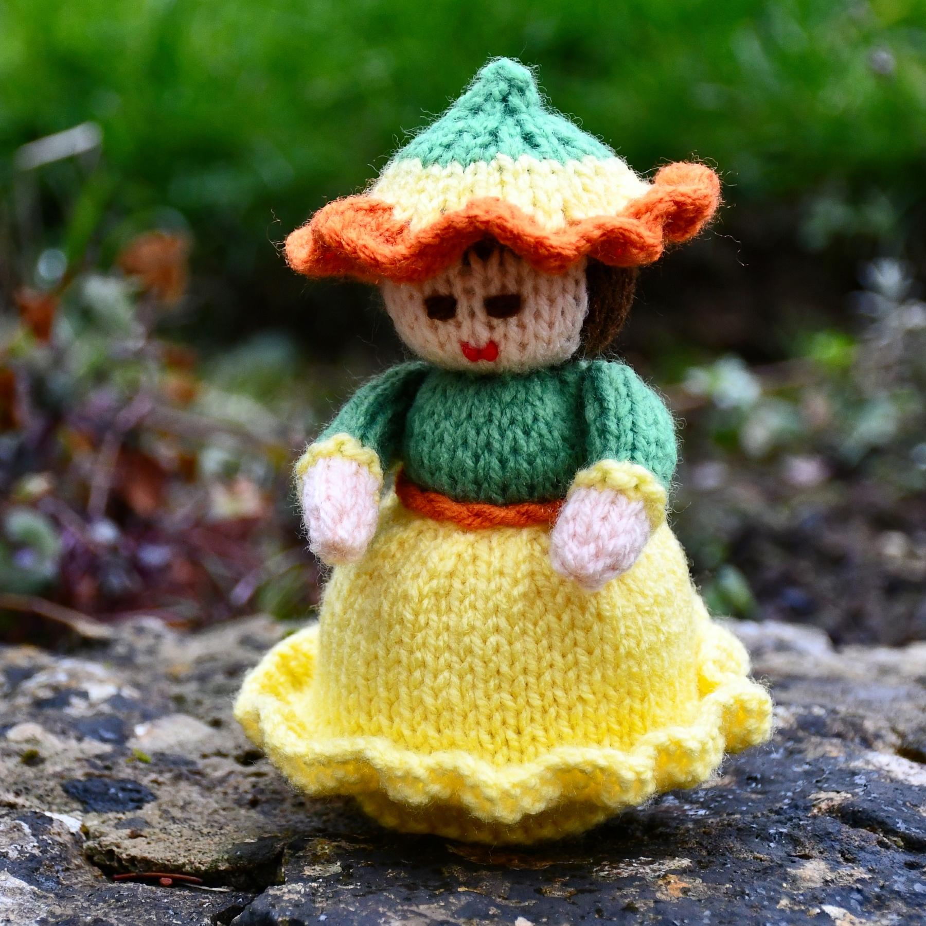 Daffodil Flower Doll Knitting Pattern - Toy Knitting Pattern