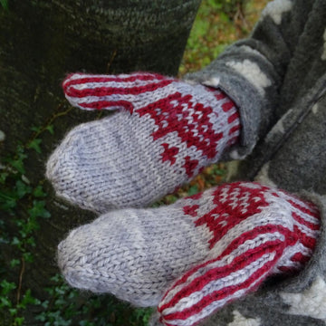 Ulchabháin Mittens